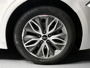 2022 Kia K5 с пробегом 99 350 км