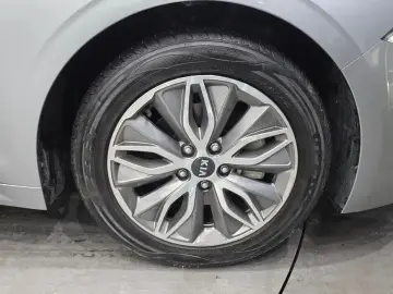 2021 Kia K5 с пробегом 111 358 км