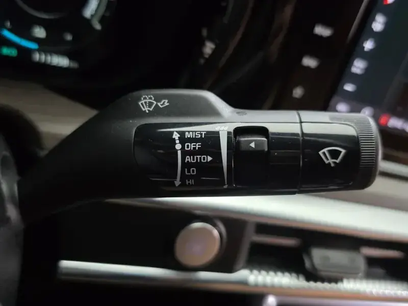 2021 Kia K5 с пробегом 111 358 км