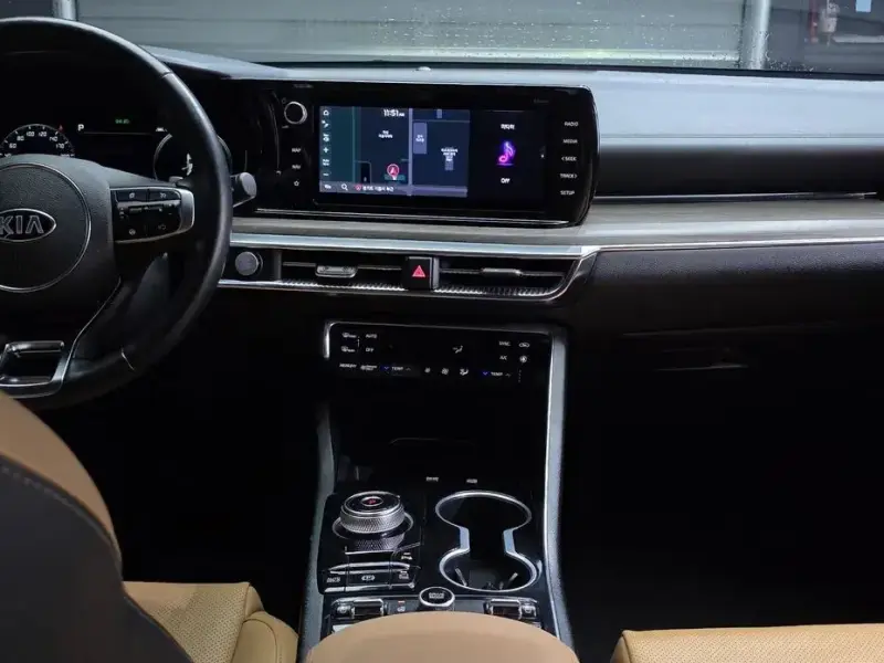 2021 Kia K5 с пробегом 111 358 км