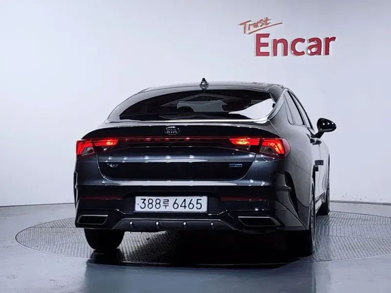2021 Kia K5 с пробегом 130 858 км