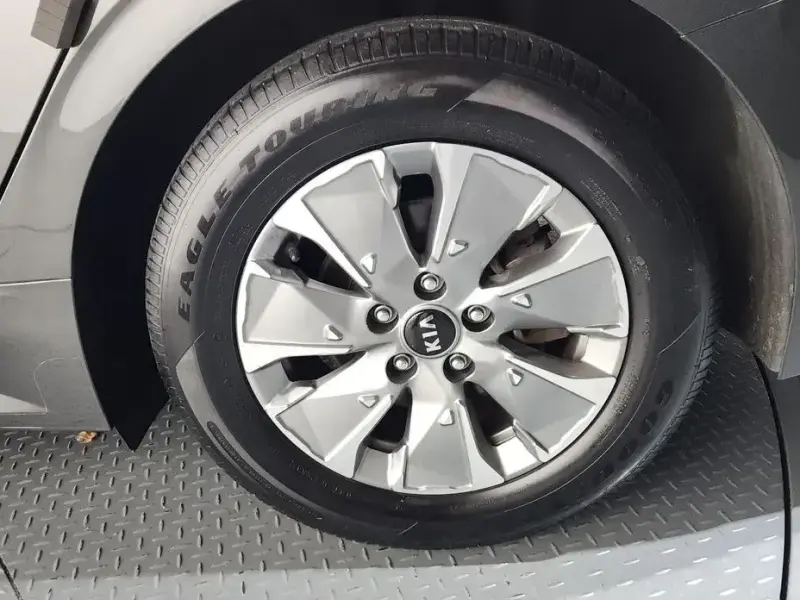 2021 Kia K5 с пробегом 130 858 км