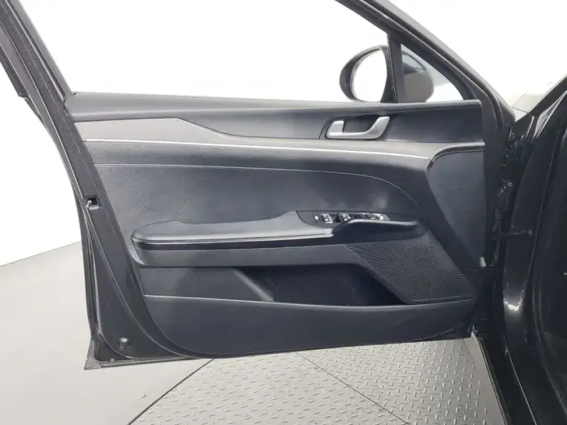 2021 Kia K5 с пробегом 130 858 км