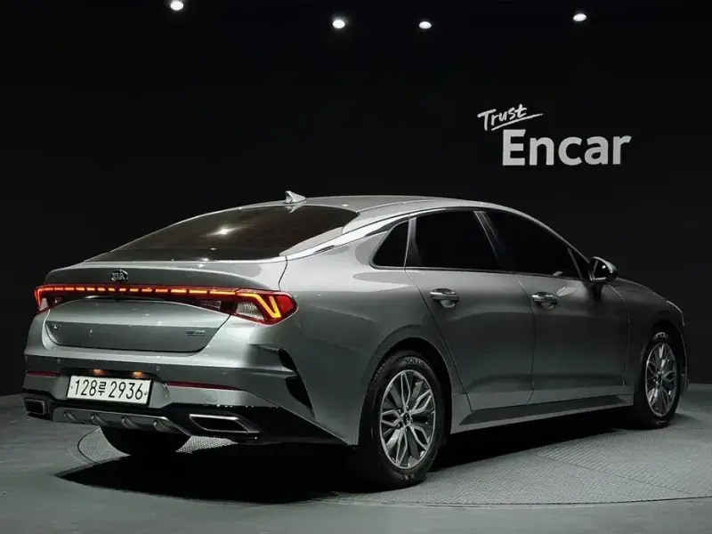 2021 Kia K5 с пробегом 65 097 км