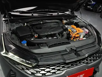 2021 Kia K5 с пробегом 65 097 км