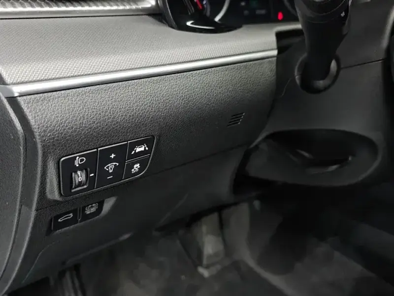2021 Kia K5 с пробегом 65 097 км