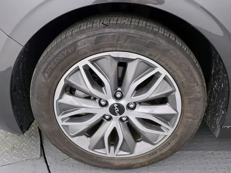 2022 Kia K5 с пробегом 103 787 км