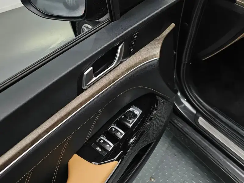 2021 Kia K5 с пробегом 74 976 км