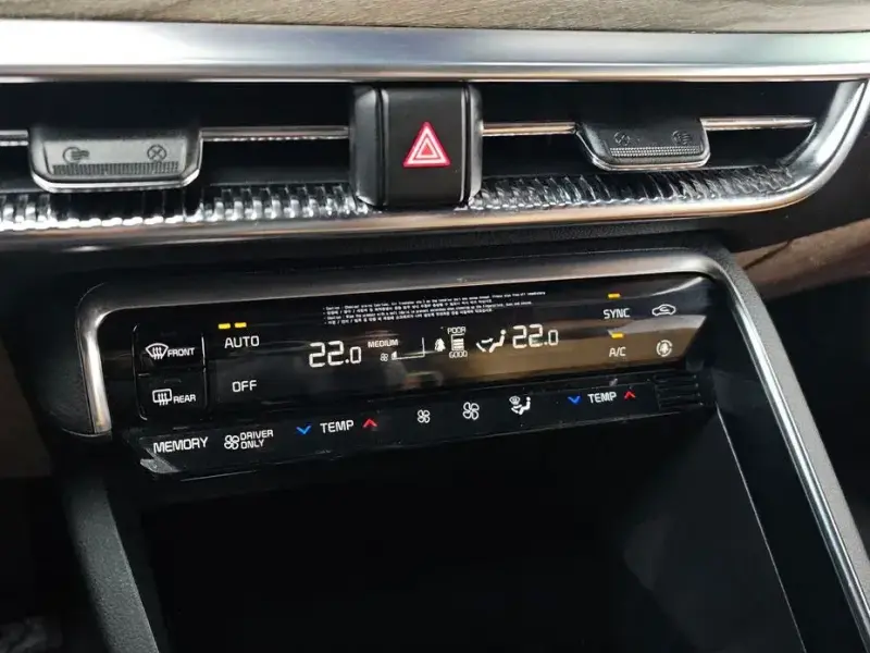 2021 Kia K5 с пробегом 74 976 км