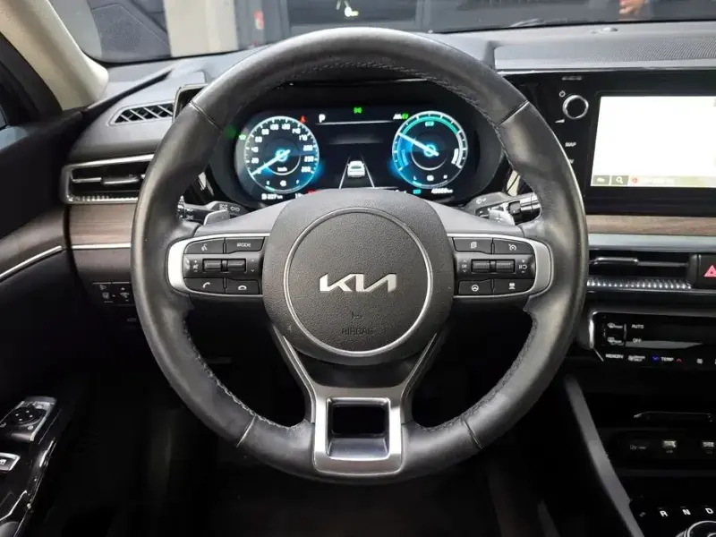2022 Kia K5 с пробегом 40 659 км