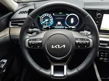 2022 Kia K5 с пробегом 30 675 км