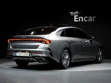 2022 Kia K5 с пробегом 62 906 км