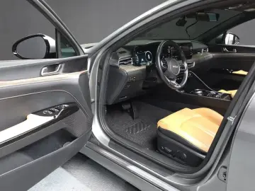 2022 Kia K5 с пробегом 62 906 км