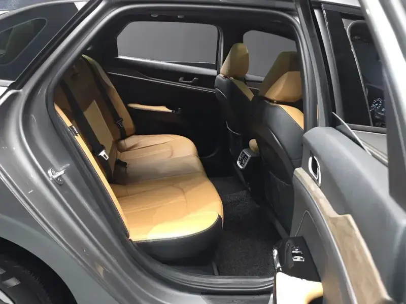 2022 Kia K5 с пробегом 62 906 км