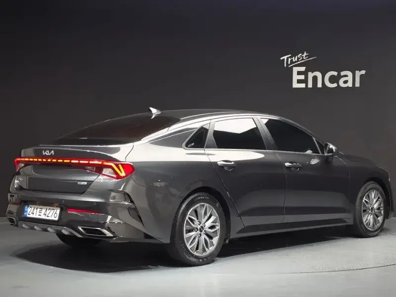 2022 Kia K5 с пробегом 76 593 км