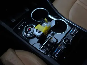 2022 Kia K5 с пробегом 76 593 км