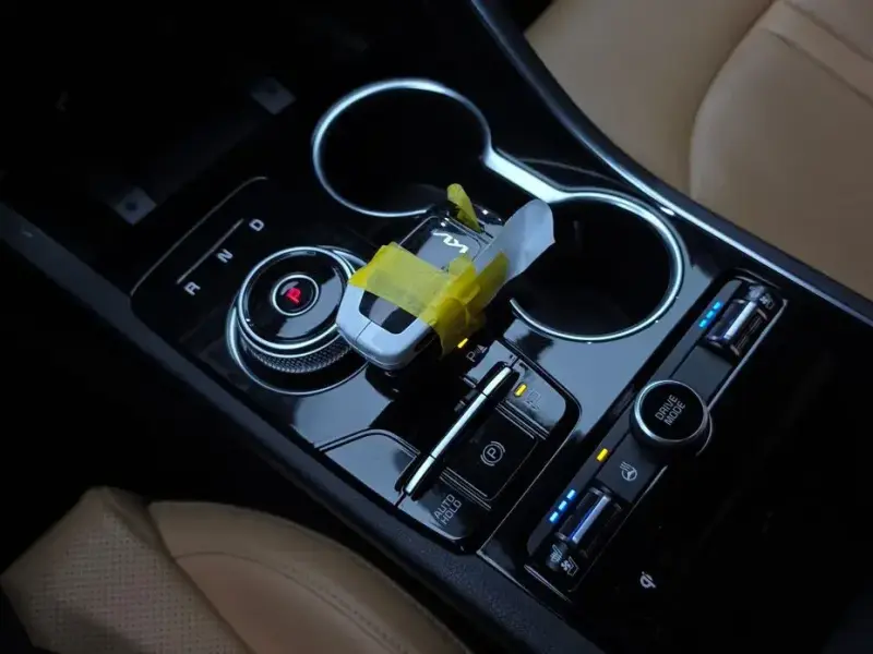 2022 Kia K5 с пробегом 76 593 км