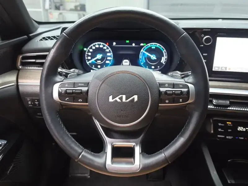 2022 Kia K5 с пробегом 76 593 км