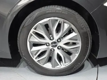 2022 Kia K5 с пробегом 76 593 км