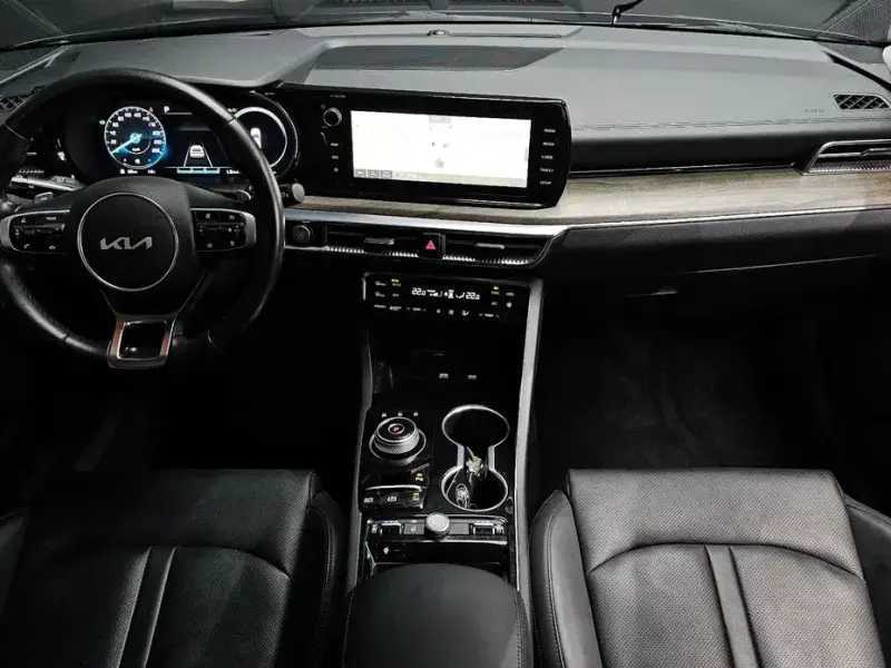 2022 Kia K5 с пробегом 86 181 км