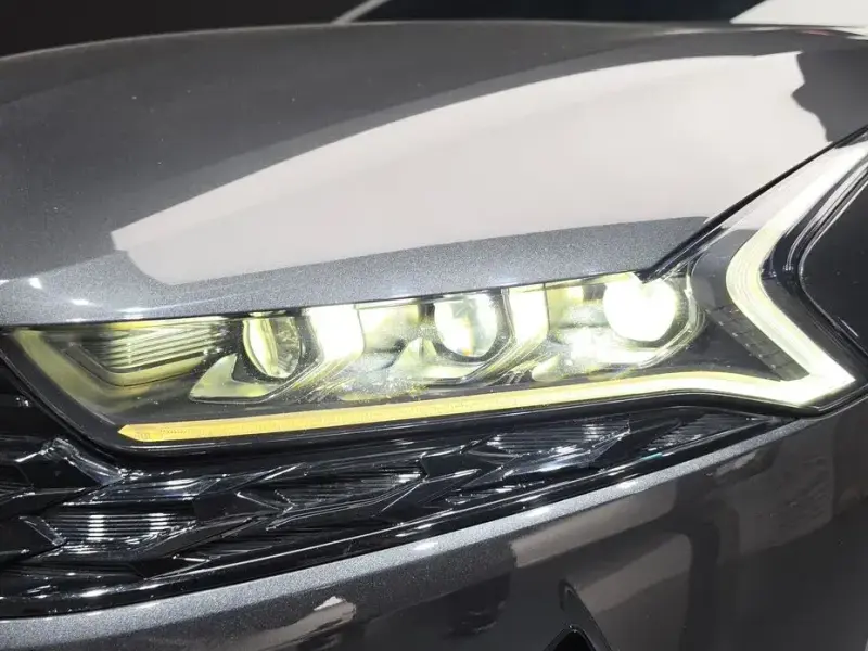 2022 Kia K5 с пробегом 76 593 км