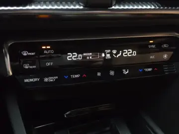 2022 Kia K5 с пробегом 76 593 км