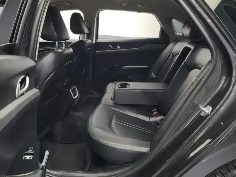 2022 Kia K5 с пробегом 57 103 км