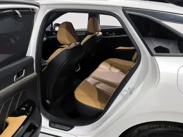 2022 Kia K5 с пробегом 57 245 км