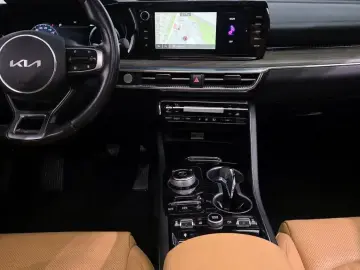 2022 Kia K5 с пробегом 57 245 км