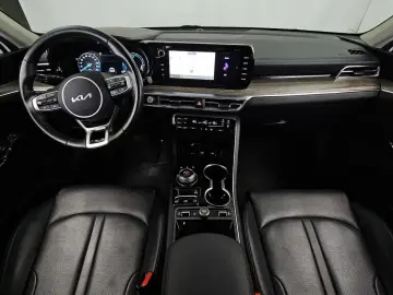 2022 Kia K5 с пробегом 127 054 км