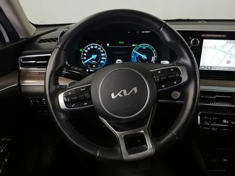 2022 Kia K5 с пробегом 127 054 км