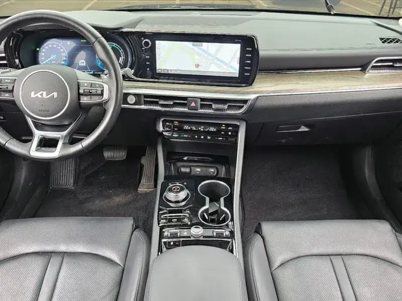 2022 Kia K5 с пробегом 114 453 км