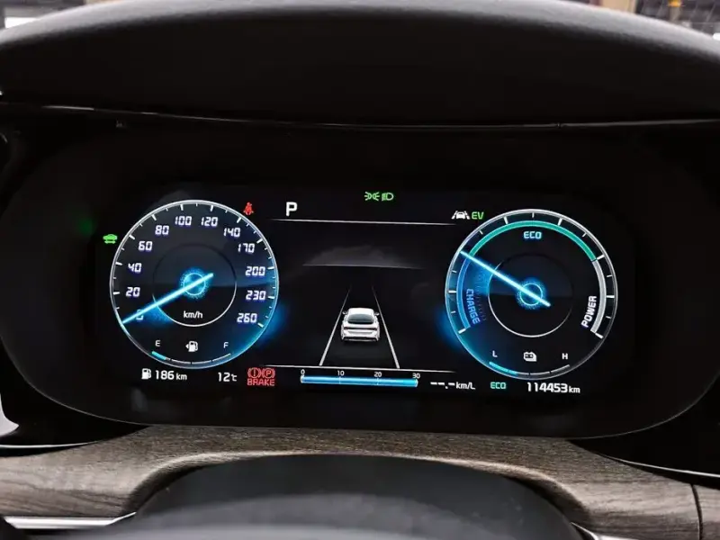 2022 Kia K5 с пробегом 114 453 км