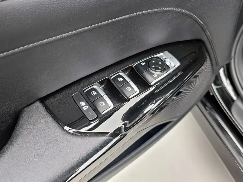 2022 Kia K5 с пробегом 114 453 км