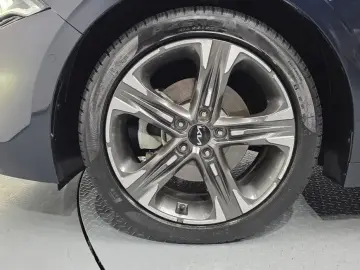 2021 Kia K5 с пробегом 48 110 км