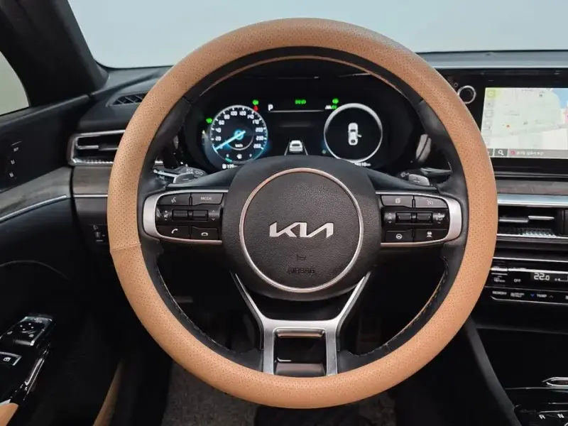 2021 Kia K5 с пробегом 48 110 км