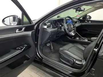 2021 Kia K5 с пробегом 59 648 км