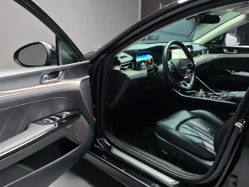 2022 Kia K5 с пробегом 48 205 км