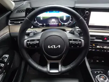 2022 Kia K5 с пробегом 48 205 км