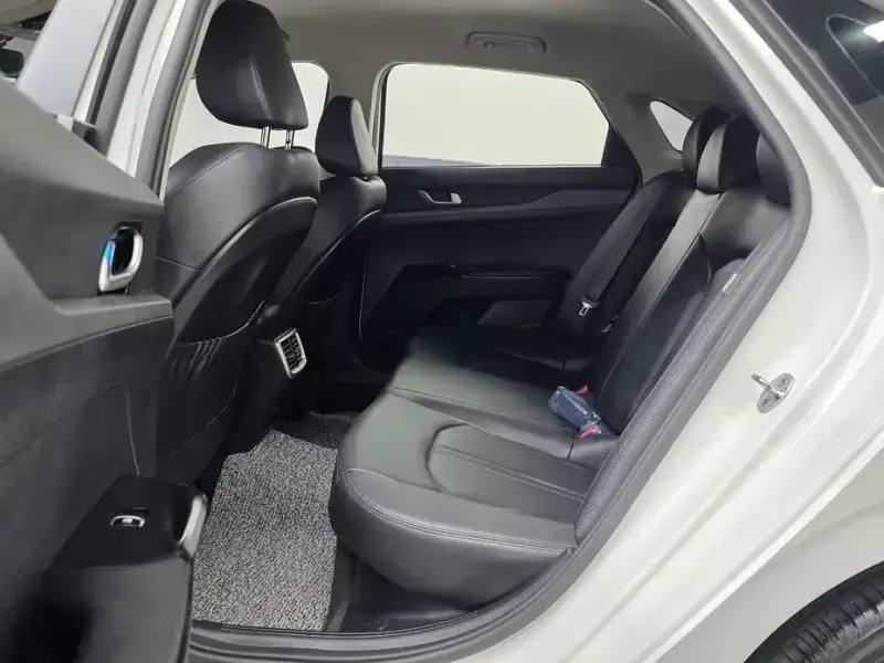 2022 Kia K5 с пробегом 84 723 км