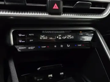 2022 Kia K5 с пробегом 84 723 км
