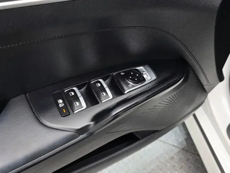 2022 Kia K5 с пробегом 84 723 км
