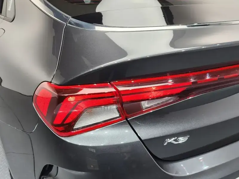 2021 Kia K5 с пробегом 127 752 км