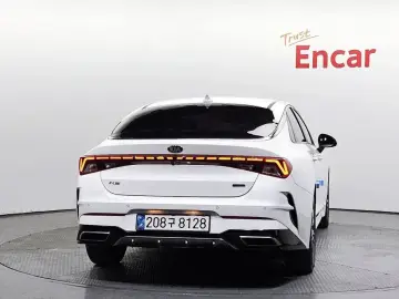 2021 Kia K5 с пробегом 97 657 км