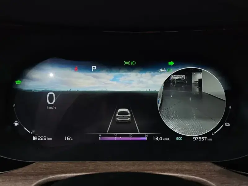 2021 Kia K5 с пробегом 97 657 км