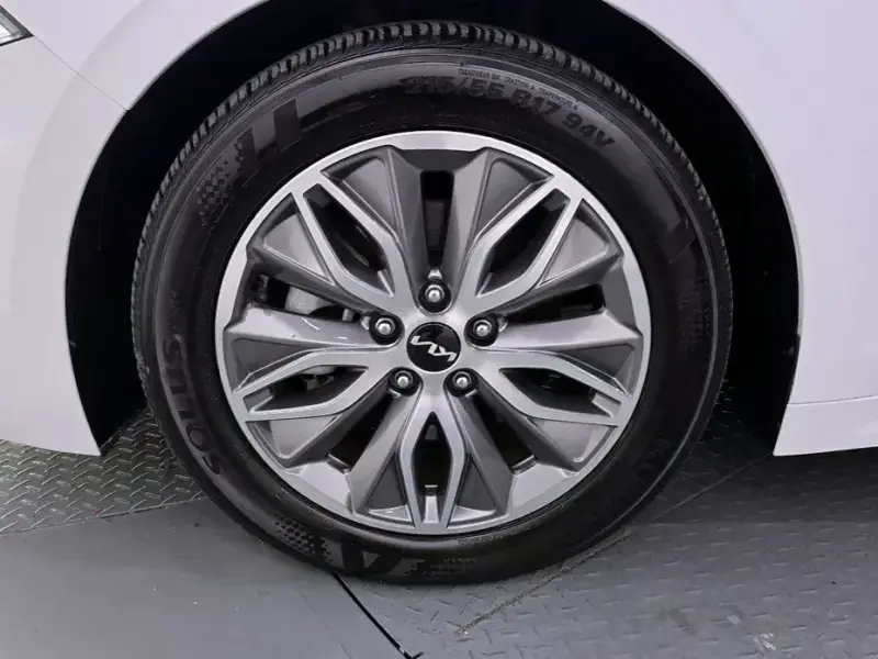 2021 Kia K5 с пробегом 63 746 км