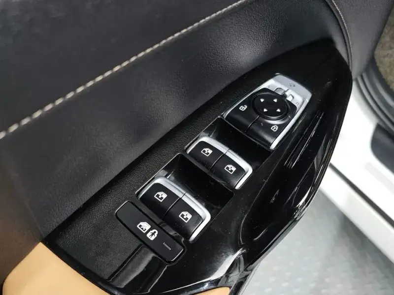 2021 Kia K5 с пробегом 97 657 км
