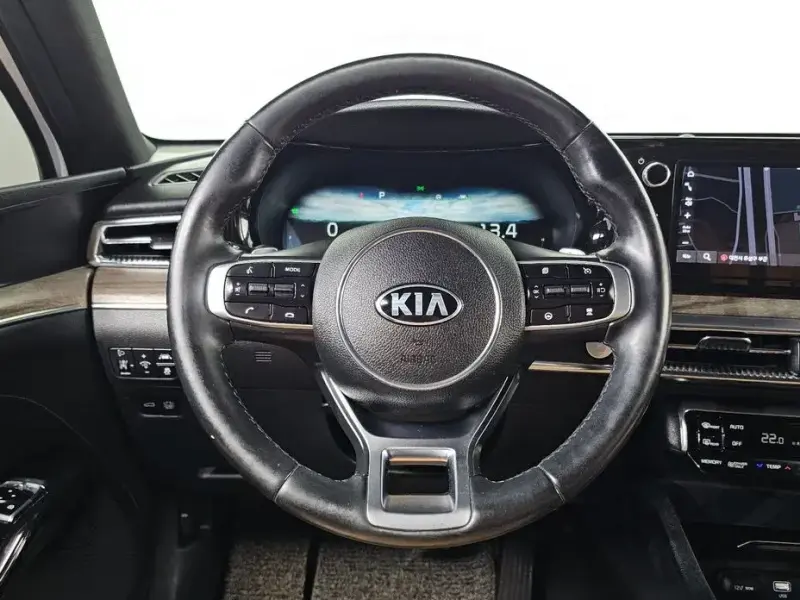 2021 Kia K5 с пробегом 97 657 км