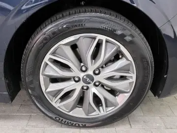 2022 Kia K5 с пробегом 83 833 км