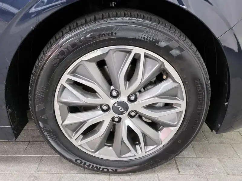 2022 Kia K5 с пробегом 83 833 км